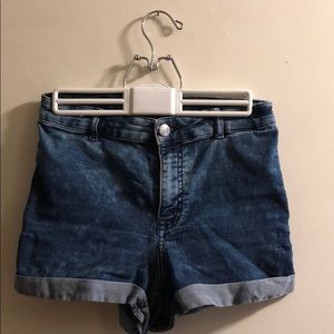 H&M DIVIDED Jean Shorts